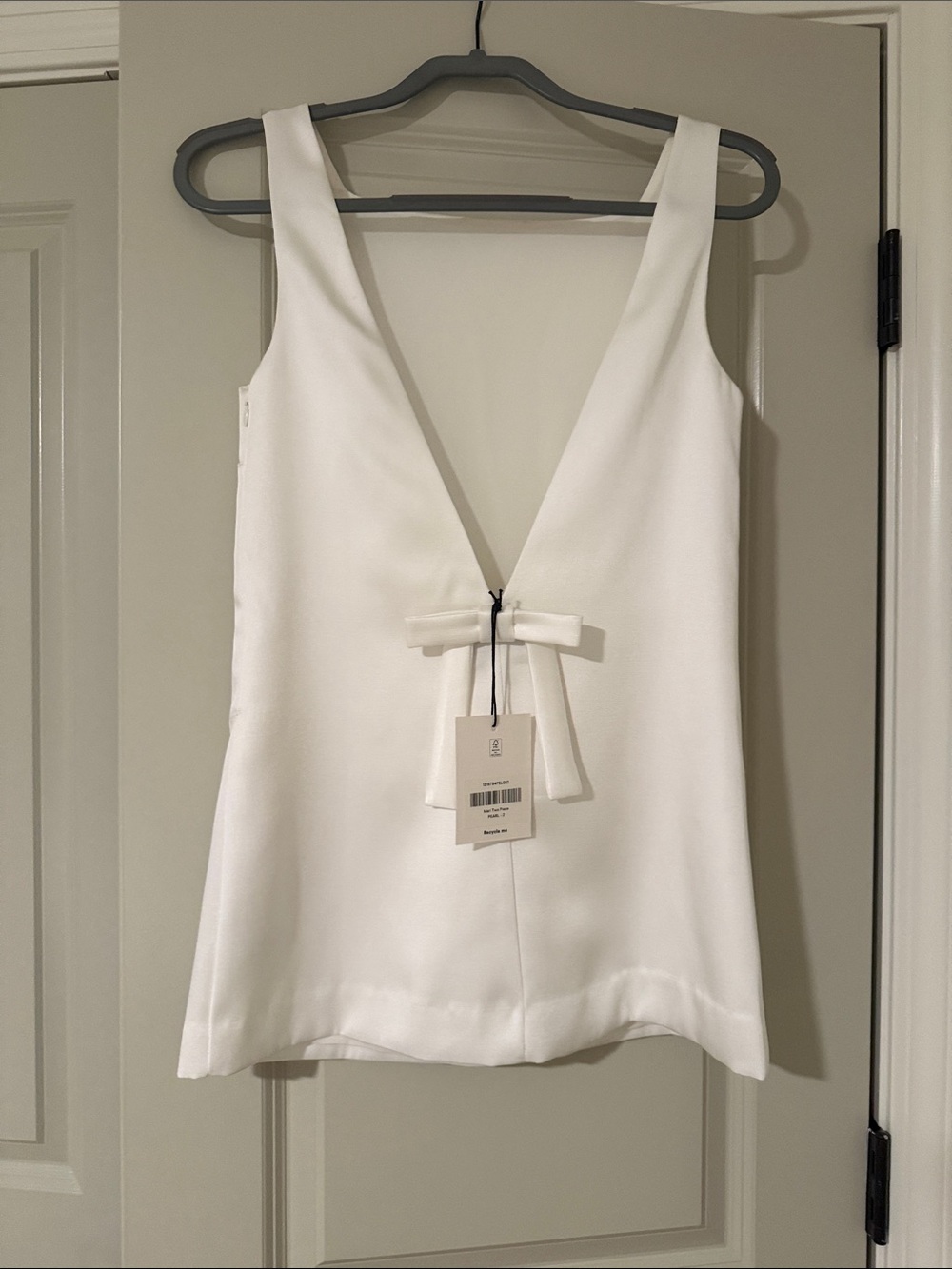 Reformation White Mini Tank Top and Skirt Set with Front Bow - Picture 6 of 7